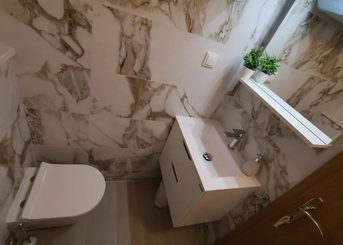 Simple -no Parking Daire Makarska